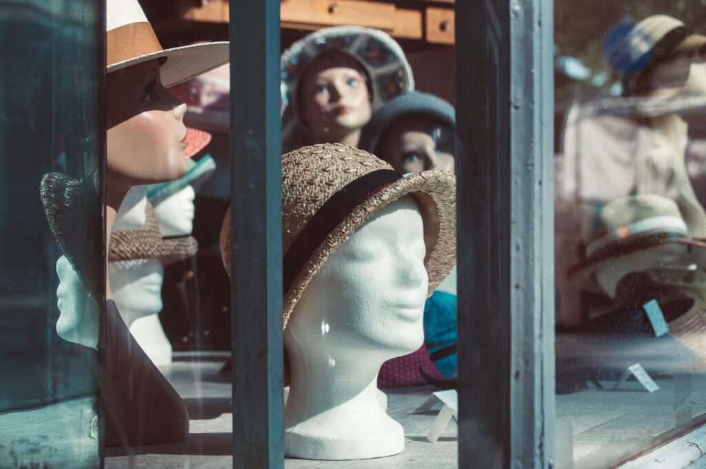 Texto 80 artcom Provador de roupas: guia completo para projetar, padronizar e melhorar a experiência na sua loja